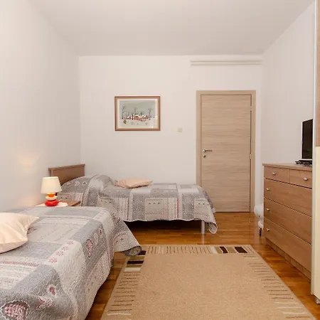 Cozy Mit Babybett, Privater Terrasse, Privatparkplatz, Wifi *